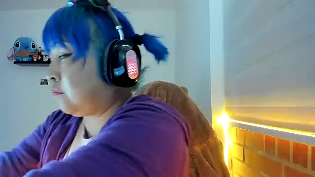 Snapshot of Shaddycute_ chatting on November 4, 2025, 5:17 pm Shaddycute online show from November 4, 2025, 5:17 pm