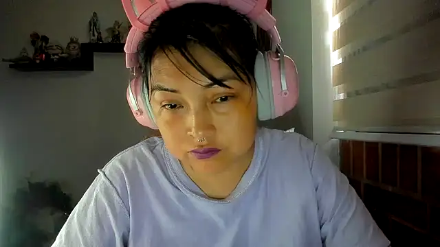 Shaddycute  online show from July 31, 2026, 11:42 am