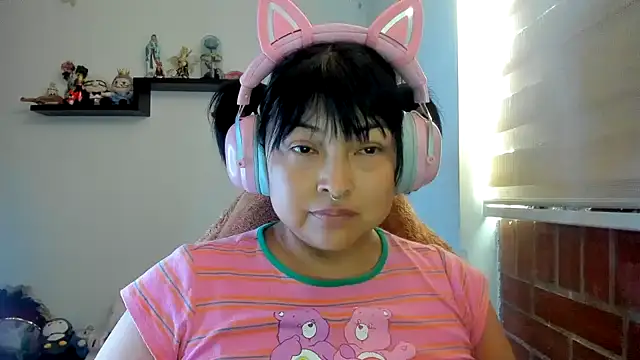 Shaddycute  online show from June 30, 2026, 6:19 pm