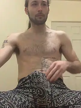 Snapshot of J3sus721 chatting on March 3, 2025, 1:17 am J3sus721 online show from March 3, 2025, 1:17 am