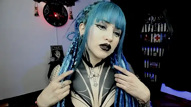 Snapshot of DimmuandDarkness chatting on January 7, 2026, 6:35 pm DimmuandDarkness online show from January 7, 2026, 6:35 pm