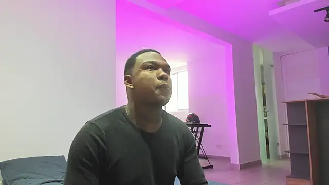 Snapshot of Troykhalil chatting on December 20, 2025, 9:50 pm Troykhalil online show from December 20, 2025, 9:50 pm