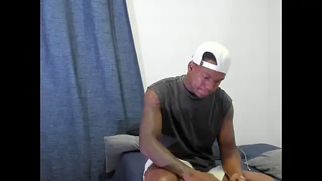 Snapshot of Troykhalil chatting on February 27, 2026, 4:45 am Troykhalil online show from February 27, 2026, 4:45 am