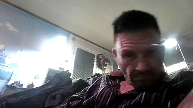 Snapshot of gettinit2wice chatting on October 27, 2025, 10:16 am gettinit2wice online show from October 27, 2025, 10:16 am