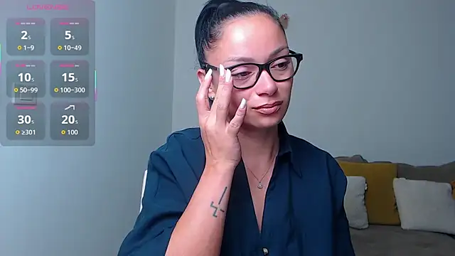 Snapshot of BabySerene chatting on November 16, 2025, 2:49 am BabySerene online show from November 16, 2025, 2:49 am