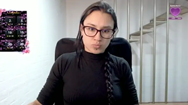 Jessie Desire online show from February 5, 2026, 1:56 am