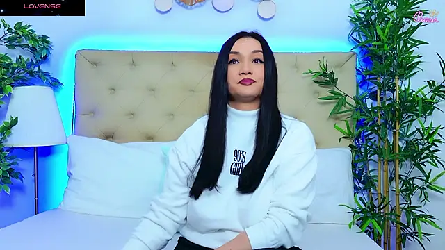 DaliyaArabian online show from February 12, 2026, 1:44 pm