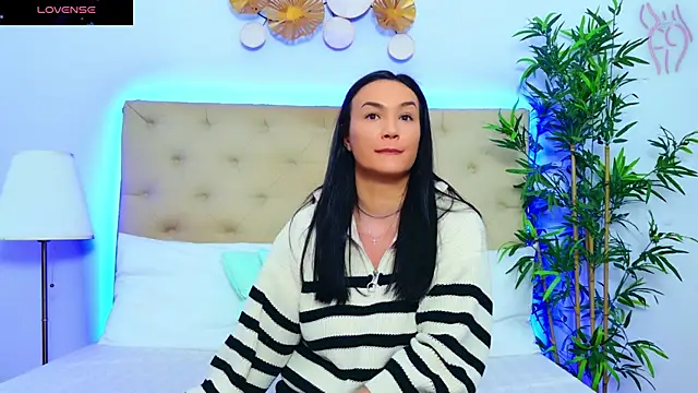 Snapshot of DaliyaArabian chatting on October 30, 2025, 12:47 pm DaliyaArabian online show from October 30, 2025, 12:47 pm