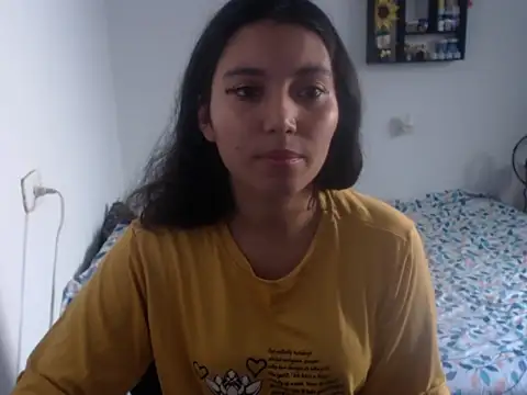 Snapshot of HannaKlein chatting on December 11, 2024, 1:39 pm HannaKlein online show from December 11, 2024, 1:39 pm