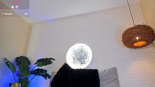 Elise Diamond online show from March 13, 2025, 2:38 am