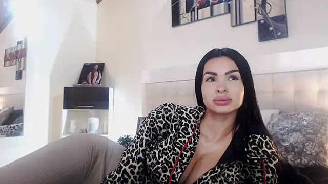  Pamela doll online show from March 5, 2025, 11:49 pm