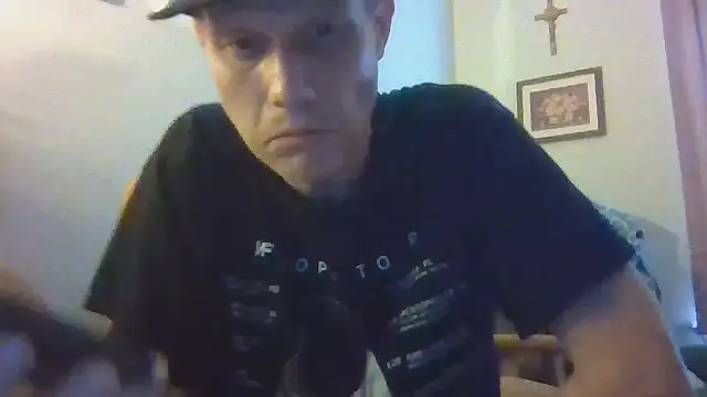 Snapshot of kollzCloudzz chatting on July 21, 2026, 12:17 pm kollzCloudzz online show from July 21, 2026, 12:17 pm