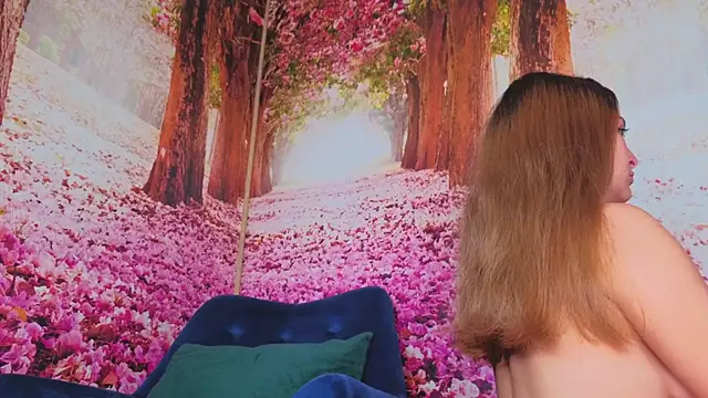 Snapshot of Wet_nympho chatting on September 23, 2025, 5:47 am Wet nympho online show from September 23, 2025, 5:47 am