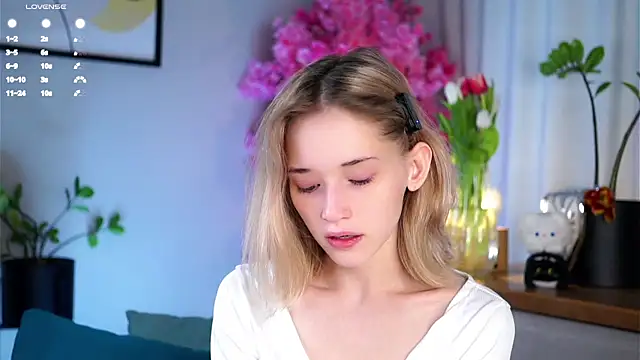 Snapshot of EdlinHargus chatting on March 9, 2025, 6:17 am EdlinHargus online show from March 9, 2025, 6:17 am