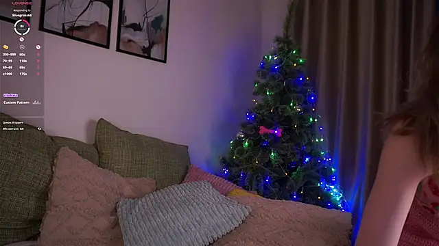 Snapshot of EdlinHargus chatting on December 19, 2025, 1:42 am EdlinHargus online show from December 19, 2025, 1:42 am