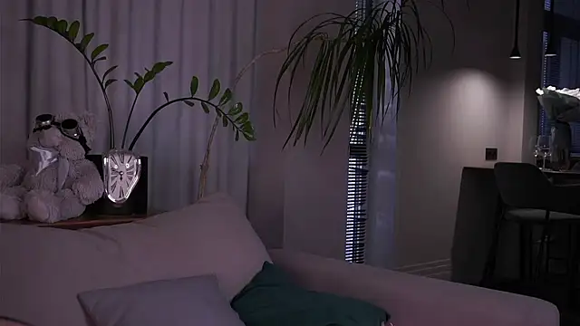 Snapshot of EdlinHargus chatting on September 9, 2025, 1:49 am EdlinHargus online show from September 9, 2025, 1:49 am