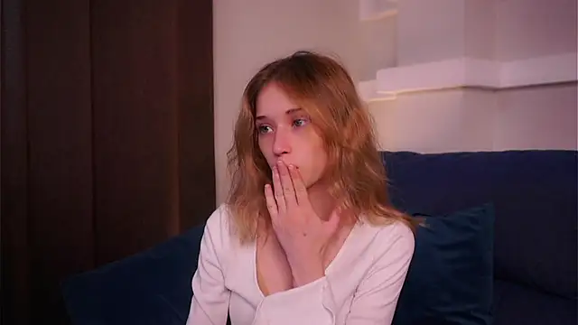 Snapshot of EdlinHargus chatting on September 29, 2025, 2:07 am EdlinHargus online show from September 29, 2025, 2:07 am