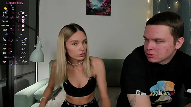 W    online show from December 1, 2024, 10:04 pm