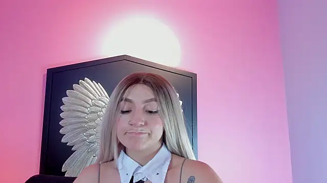 Snapshot of Kate_bunny_ chatting on December 18, 2025, 11:36 am Kate bunny online show from December 18, 2025, 11:36 am