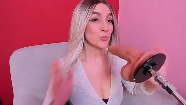 Snapshot of Kate_bunny_ chatting on January 10, 2026, 12:00 pm Kate bunny online show from January 10, 2026, 12:00 pm