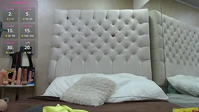 Snapshot of La_Crespa_x chatting on November 18, 2025, 1:03 pm La Crespa x online show from November 18, 2025, 1:03 pm