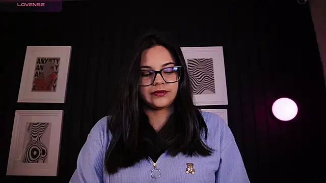 Snapshot of Sophia_wilsonn_ chatting on April 27, 2026, 10:02 am Sophia wilsonn online show from April 27, 2026, 10:02 am