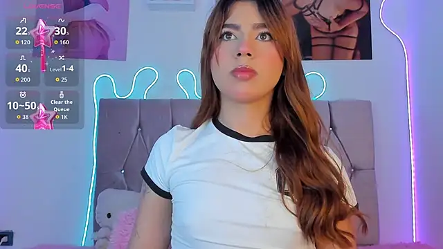 Snapshot of Ashley_piinkk_ chatting on November 3, 2025, 11:47 am Ashley piinkk  online show from November 3, 2025, 11:47 am