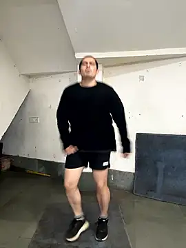 shivani0999 online show from January 18, 2026, 2:20 pm