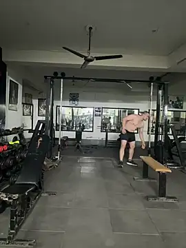 shivani0999 online show from February 2, 2026, 11:26 pm