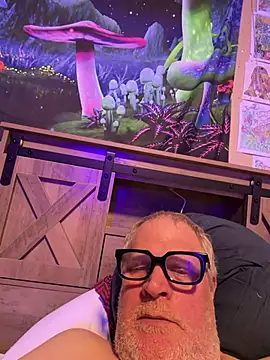 Mimmoromeo1973 online show from January 14, 2026, 8:18 am