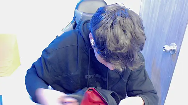 Jake tripp online show from September 30, 2025, 3:12 am