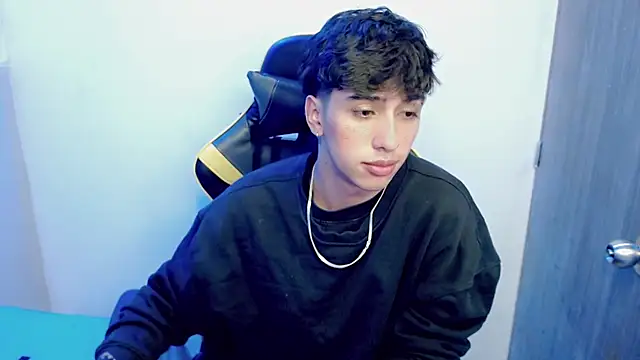 Jake tripp online show from November 18, 2025, 3:32 am