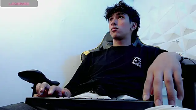 Jake tripp online show from March 20, 2025, 4:51 am