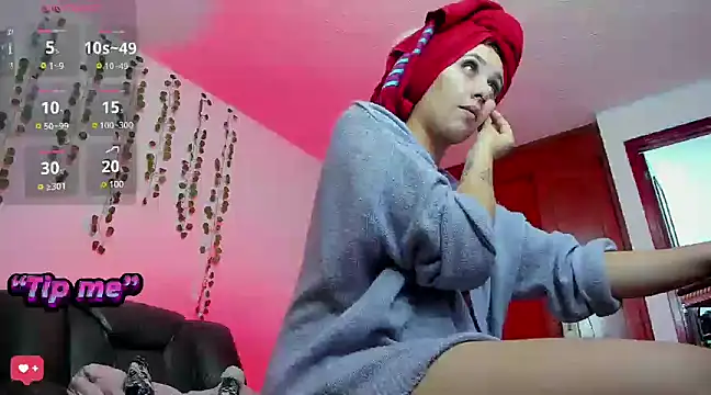 Snapshot of bonnie_moon_ chatting on January 30, 2025, 10:41 pm bonnie moon online show from January 30, 2025, 10:41 pm