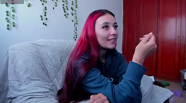 Snapshot of bonnie_moon_ chatting on January 31, 2025, 8:12 pm bonnie moon online show from January 31, 2025, 8:12 pm