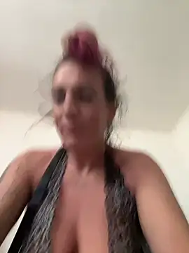 Haleytightlips1986 online show from March 21, 2026, 3:27 pm