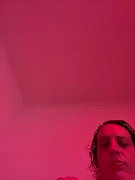 Haleytightlips1986 online show from April 4, 2026, 5:03 am