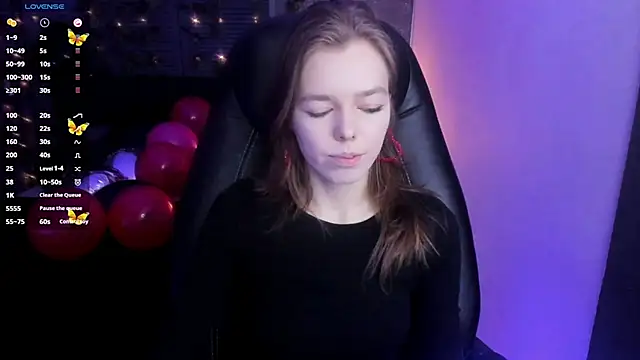 Snapshot of Tina_Tayllor chatting on February 12, 2025, 4:11 pm Tina Tayllor online show from February 12, 2025, 4:11 pm