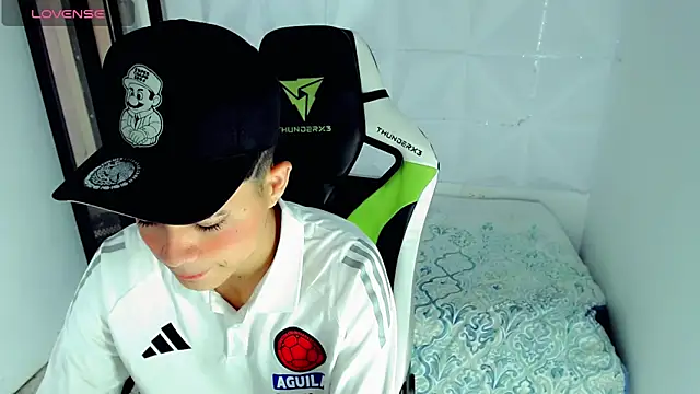 bby santi online show from December 6, 2024, 1:16 pm