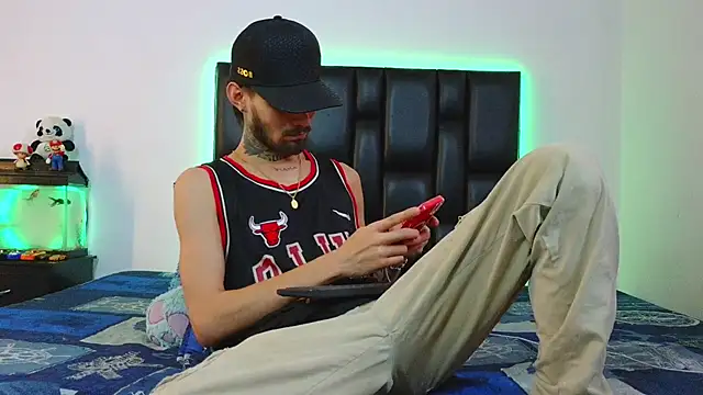 Snapshot of Brutal_Sex_Fucking chatting on May 28, 2026, 8:59 pm Brutal Sex Fucking online show from May 28, 2026, 8:59 pm