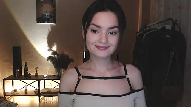 CuteRuby99 online show from January 31, 2025, 4:48 pm