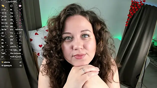 Snapshot of MissBecca chatting on May 16, 2026, 4:33 am MissBecca online show from May 16, 2026, 4:33 am