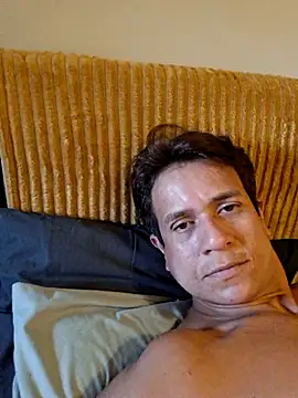 Snapshot of Tulio_maravilha12 chatting on July 21, 2026, 7:37 pm Tulio maravilha12 online show from July 21, 2026, 7:37 pm
