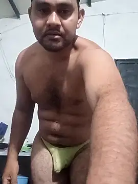 Snapshot of travieso2893 chatting on November 17, 2025, 5:11 am travieso2893 online show from November 17, 2025, 5:11 am