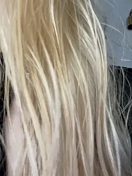 Snapshot of Lolitaxlola chatting on March 31, 2026, 12:40 pm Lolitaxlola online show from March 31, 2026, 12:40 pm