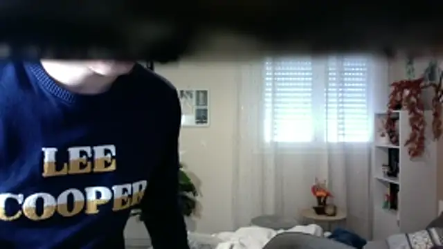 enzolb online show from November 5, 2025, 8:39 am