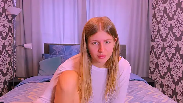 Snapshot of kirraa_ chatting on September 9, 2025, 11:19 am kirraa  online show from September 9, 2025, 11:19 am