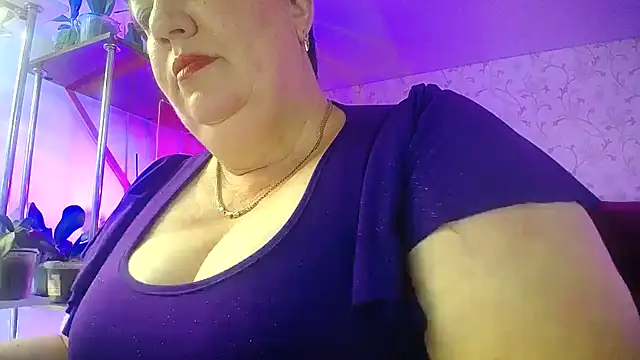 Snapshot of _Sweet_Woman chatting on July 13, 2026, 9:30 am Sweet Woman online show from July 13, 2026, 9:30 am