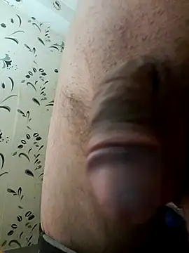 Snapshot of AndreiDts92 chatting on March 8, 2025, 8:03 pm AndreiDts92 online show from March 8, 2025, 8:03 pm