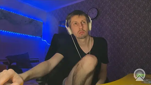 Aki-Laky online show from January 10, 2026, 8:59 pm